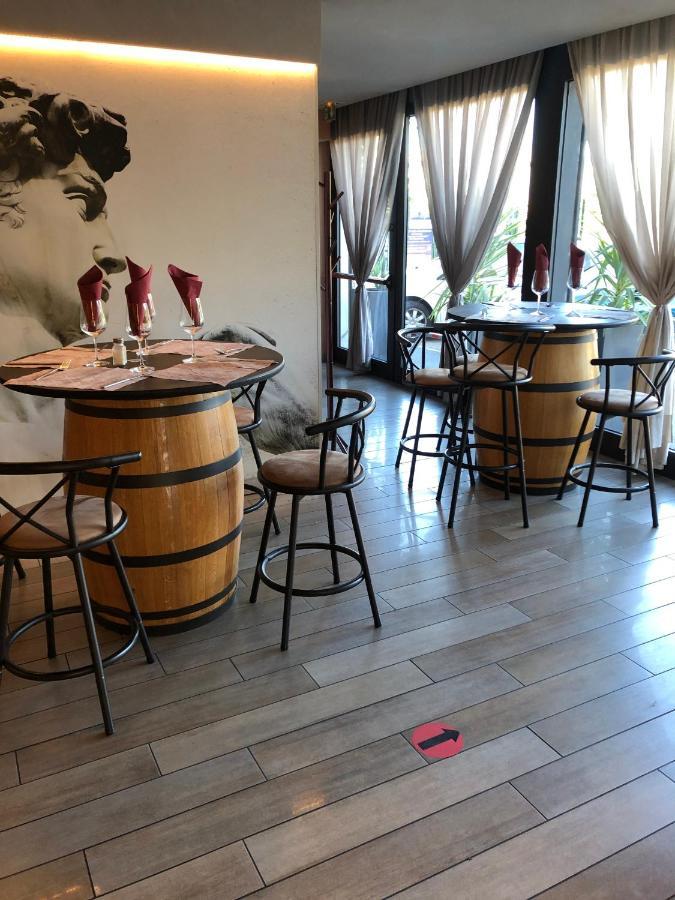 Hotel Ibis Budget Palais Nikaia 2*